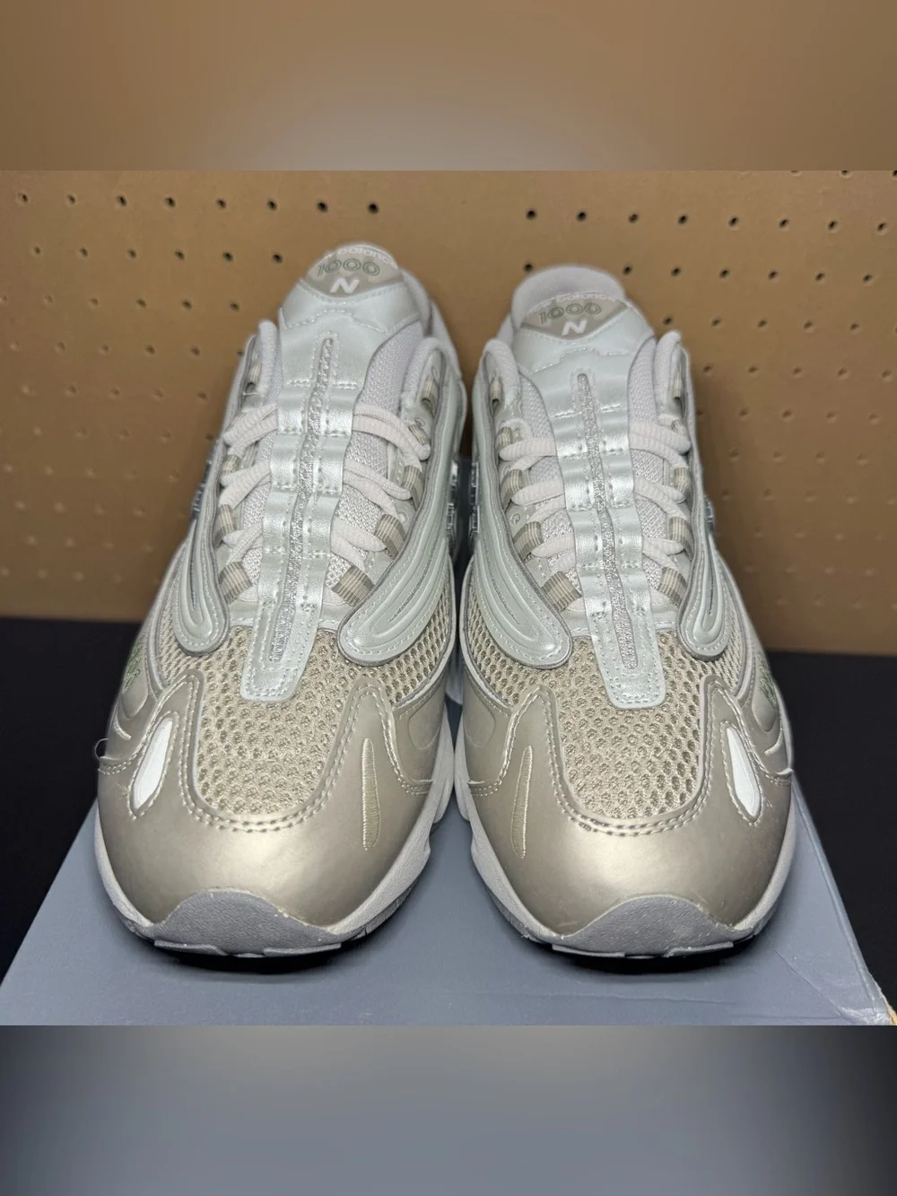 New Balance 1000 Size 9.5 Men’s